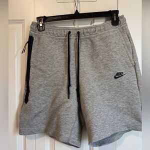Nike Men's Tech Fleece Athletic Gray Shorts with Black zip Pocket